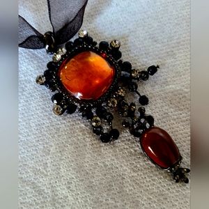 Gorgeous elegant fall color in a pendant.